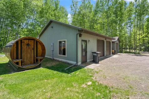 7282 Blackberry Lane Duluth MN 55803