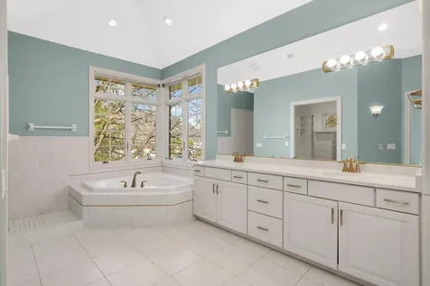 2437 Sunset Court Little Canada MN 55117