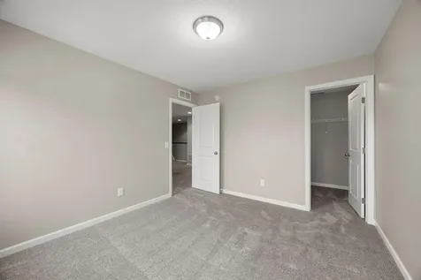 7905 205th Street W Lakeville MN 55044