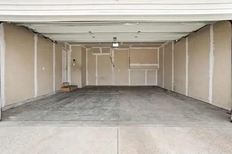 907 30th Avenue W West Fargo ND 58078