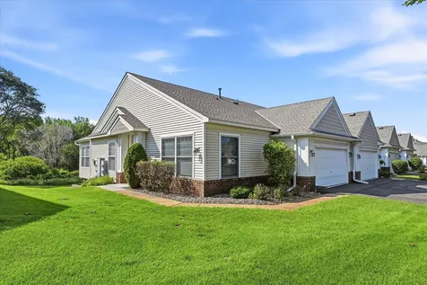 5818 Prairie Ridge Drive Shoreview MN 55126