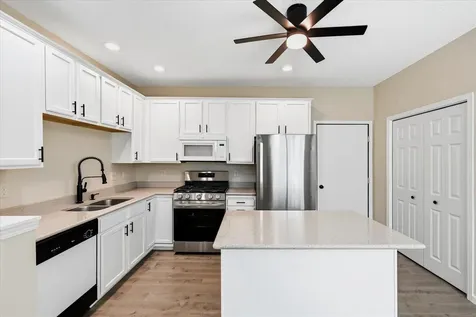 5818 Prairie Ridge Drive Shoreview MN 55126