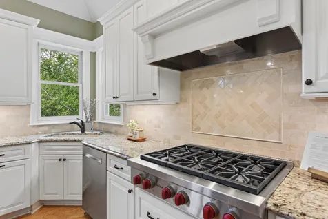 3312 Crestmoor Bay Woodbury MN 55125