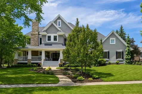 3312 Crestmoor Bay Woodbury MN 55125