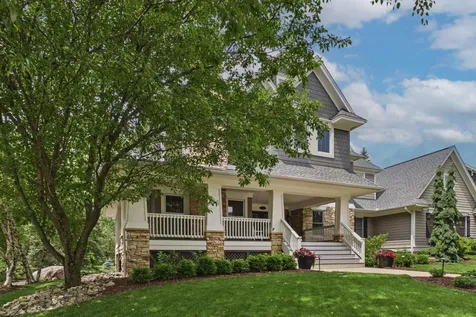 3312 Crestmoor Bay Woodbury MN 55125