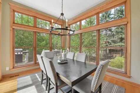 3312 Crestmoor Bay Woodbury MN 55125