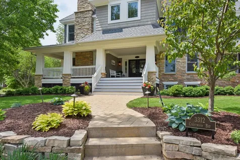 3312 Crestmoor Bay Woodbury MN 55125