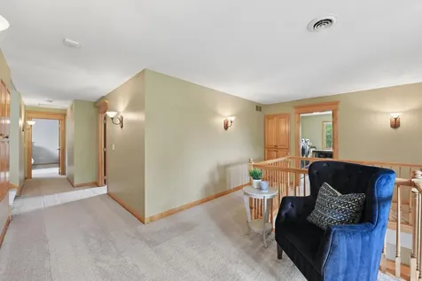 3312 Crestmoor Bay Woodbury MN 55125