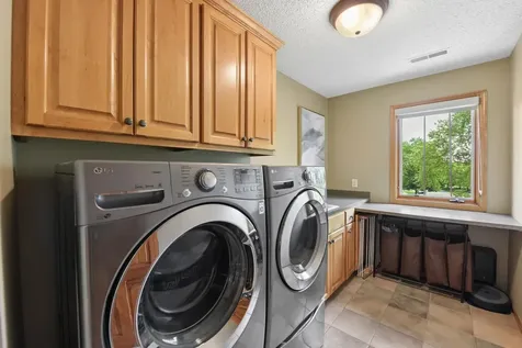 3312 Crestmoor Bay Woodbury MN 55125