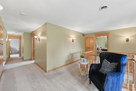 3312 Crestmoor Bay Woodbury MN 55125