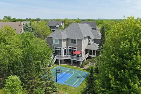 3312 Crestmoor Bay Woodbury MN 55125