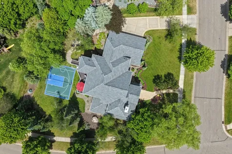 3312 Crestmoor Bay Woodbury MN 55125