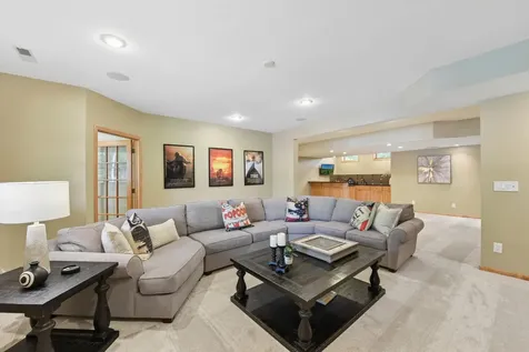 3312 Crestmoor Bay Woodbury MN 55125