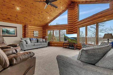 20368 Edgehill Circle Richmond MN 56368