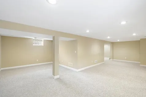 3821 W Broadway Avenue Robbinsdale MN 55422