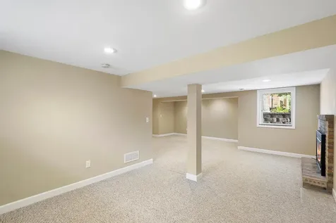 3821 W Broadway Avenue Robbinsdale MN 55422
