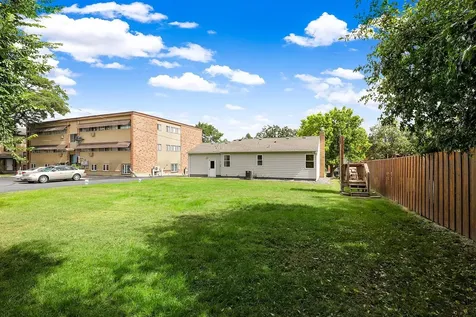 3821 W Broadway Avenue Robbinsdale MN 55422