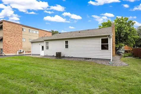 3821 W Broadway Avenue Robbinsdale MN 55422