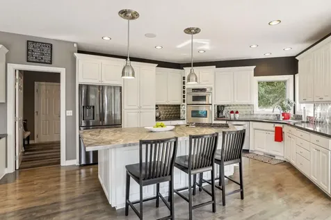3832 Fairway Terrace Woodbury MN 55125