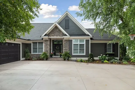 3832 Fairway Terrace Woodbury MN 55125