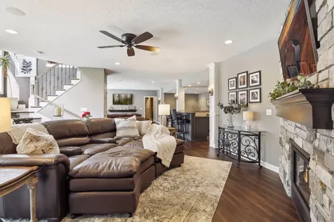 3832 Fairway Terrace Woodbury MN 55125
