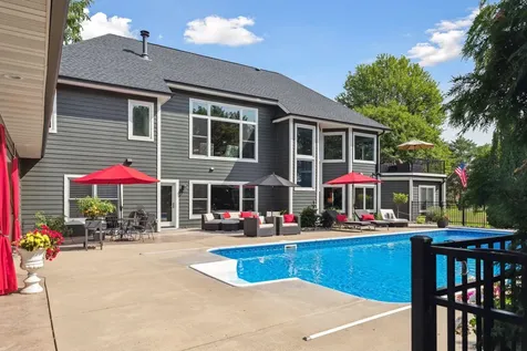 3832 Fairway Terrace Woodbury MN 55125