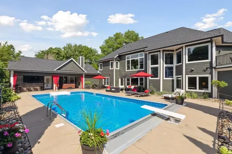 3832 Fairway Terrace Woodbury MN 55125