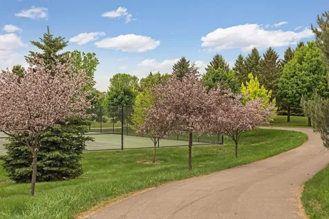3832 Fairway Terrace Woodbury MN 55125