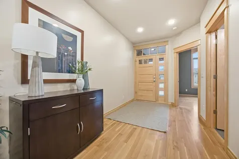 4245 Coventry Drive S Fargo ND 58104