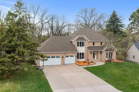 9376 Wedgewood Drive Woodbury MN 55125