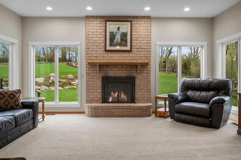 9376 Wedgewood Drive Woodbury MN 55125