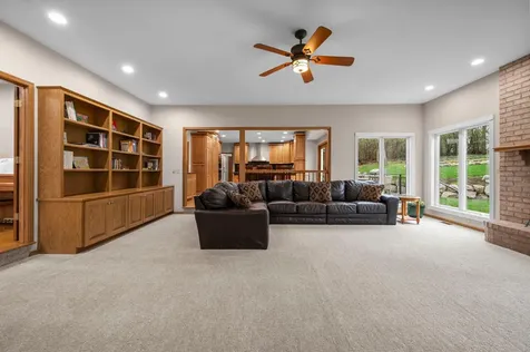 9376 Wedgewood Drive Woodbury MN 55125