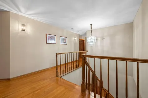 9376 Wedgewood Drive Woodbury MN 55125