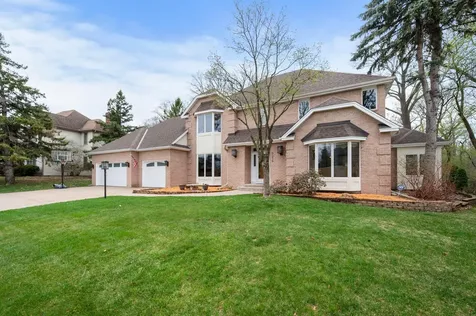 9376 Wedgewood Drive Woodbury MN 55125