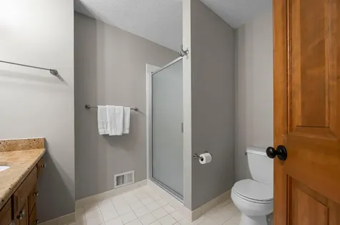 9376 Wedgewood Drive Woodbury MN 55125