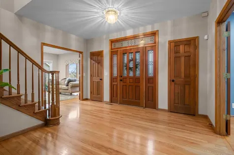 9376 Wedgewood Drive Woodbury MN 55125