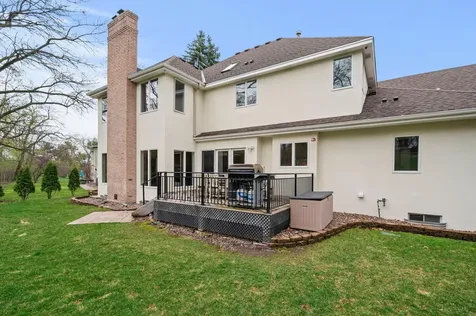 9376 Wedgewood Drive Woodbury MN 55125