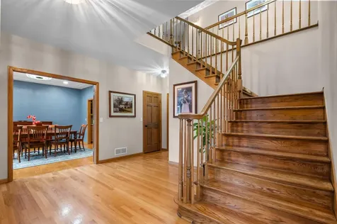 9376 Wedgewood Drive Woodbury MN 55125