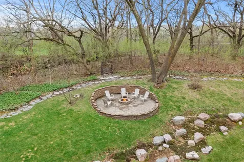 9376 Wedgewood Drive Woodbury MN 55125