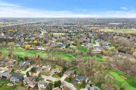 9376 Wedgewood Drive Woodbury MN 55125