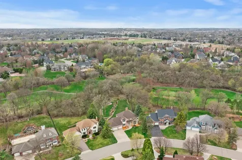 9376 Wedgewood Drive Woodbury MN 55125