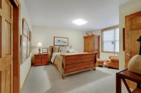 15330 Masons Pointe Eden Prairie MN 55347