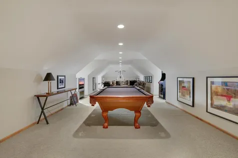 15330 Masons Pointe Eden Prairie MN 55347