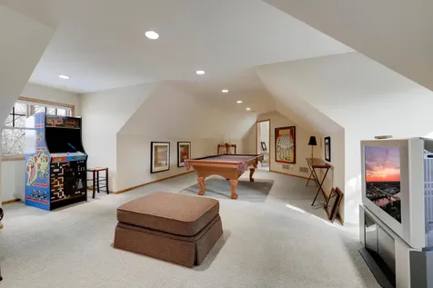 15330 Masons Pointe Eden Prairie MN 55347