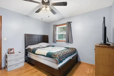 4442 Toledo Avenue N Robbinsdale MN 55422