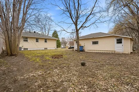 4442 Toledo Avenue N Robbinsdale MN 55422