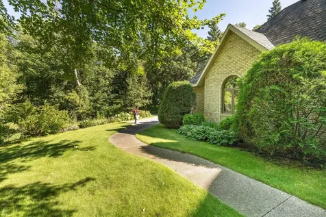 2807 Government Point Road NE Alexandria MN 56308