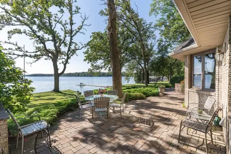 2807 Government Point Road NE Alexandria MN 56308