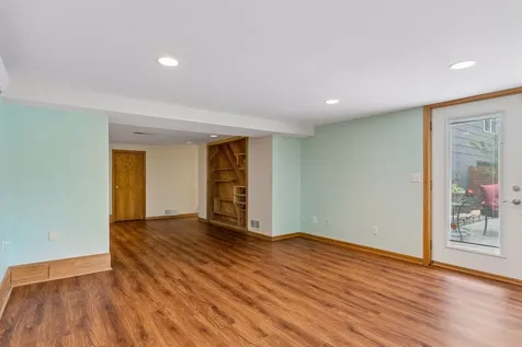 1131 Davern Street Saint Paul MN 55116