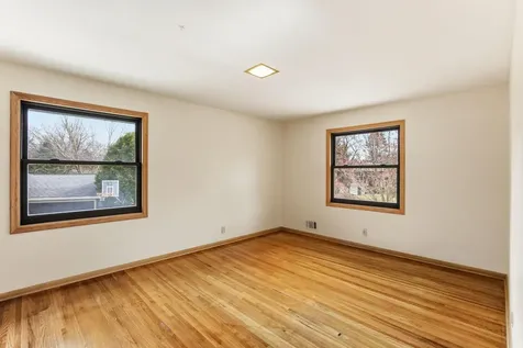 5116 Meadow Ridge Edina MN 55439